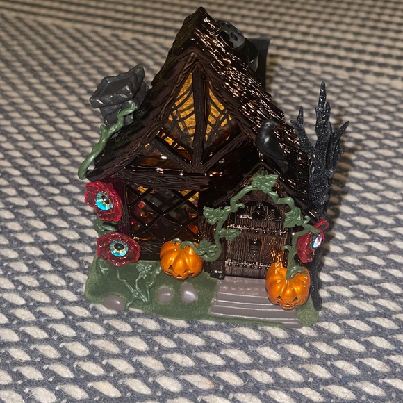 Bath and Body Works 2022 Haunted House Plug in